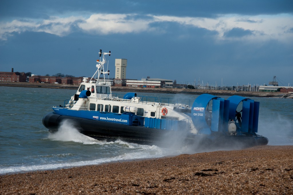 2015 Jan Island Express leaving SS 01