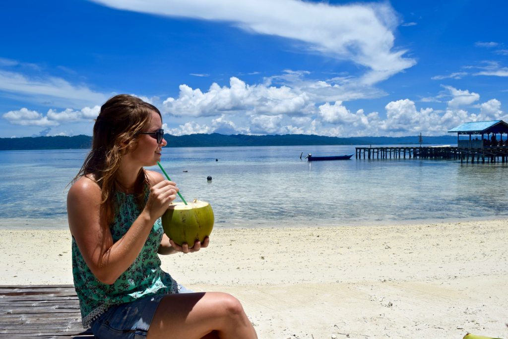 Six inspirational solo female travel bloggers